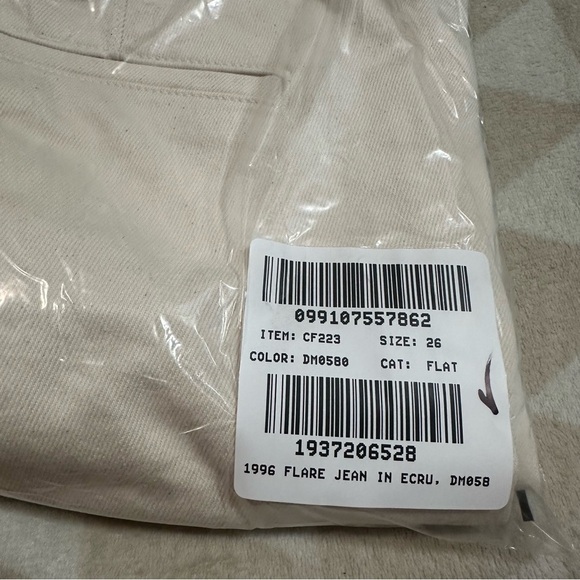 J crew heather ecru High-rise flare jean - Picture 6 of 6